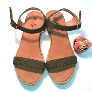 Jynx Wedge Sandals